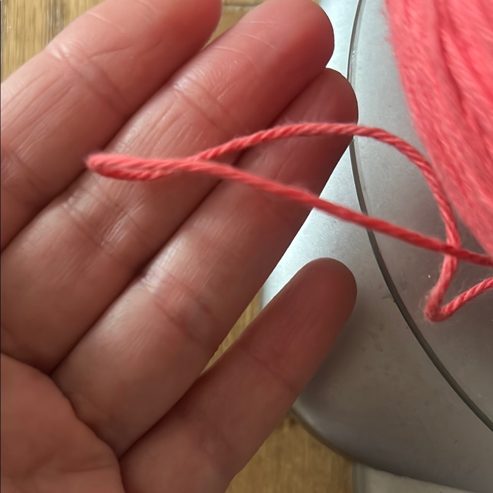 Vibrant coral 1 1bYarn cone - Picture 3 of 3